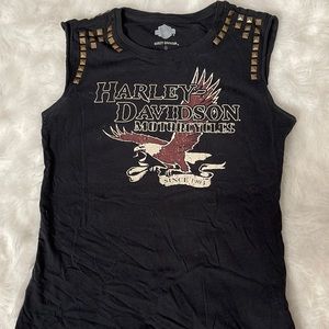 Women’s Harley-Davidson Sleeveless shirt.